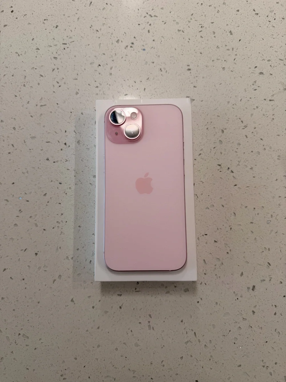 Apple iPhone 15, Pink, 128GB